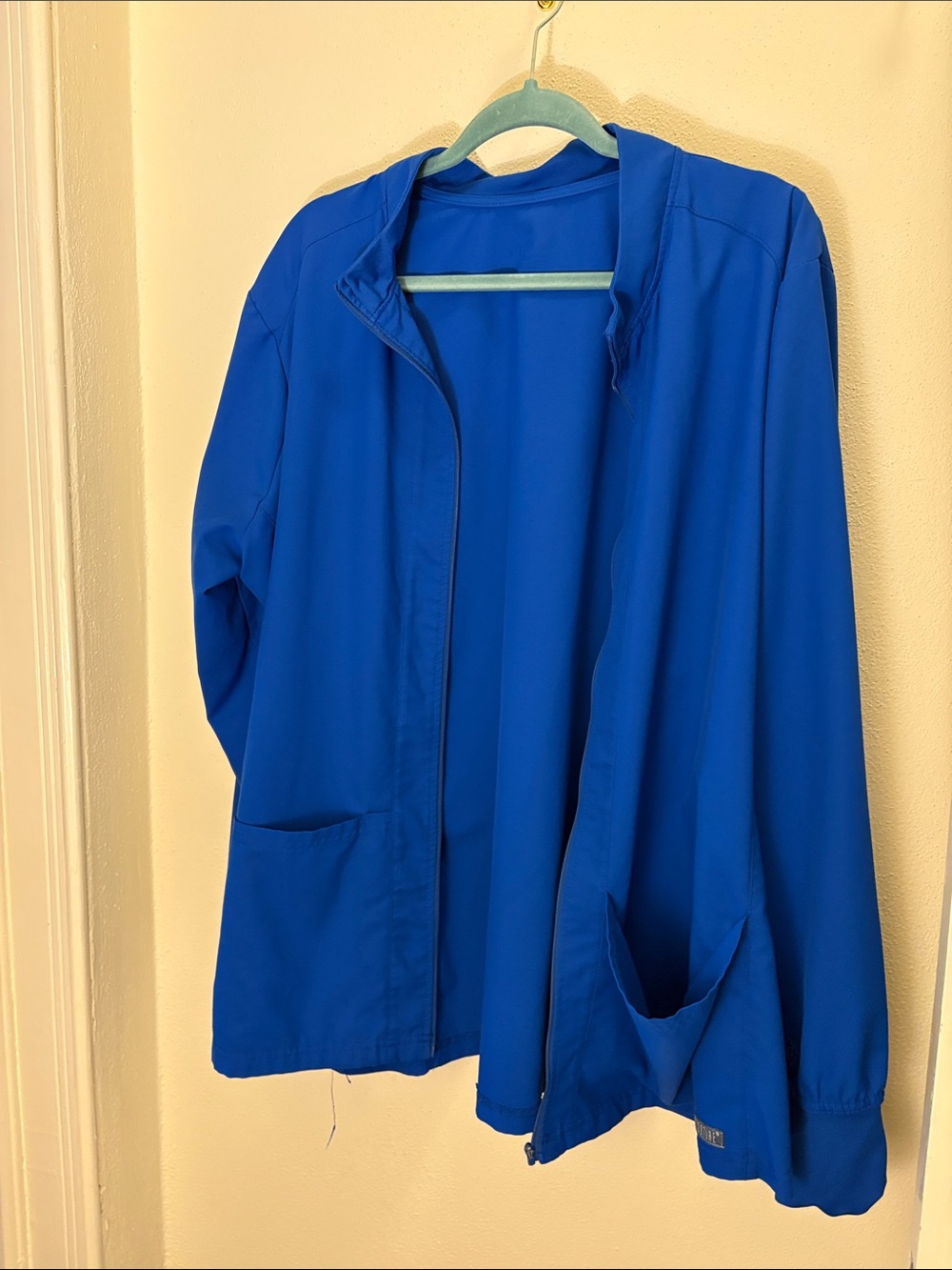 Medcouture scrub jacket 2XL royal blue